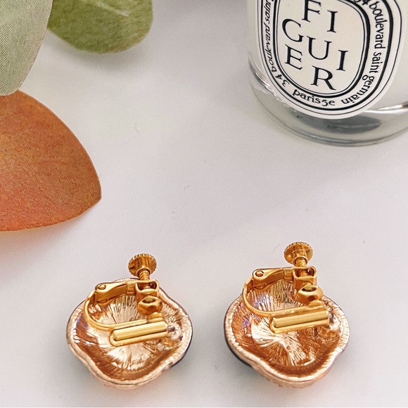 Ear clips - Picture 2 of 2